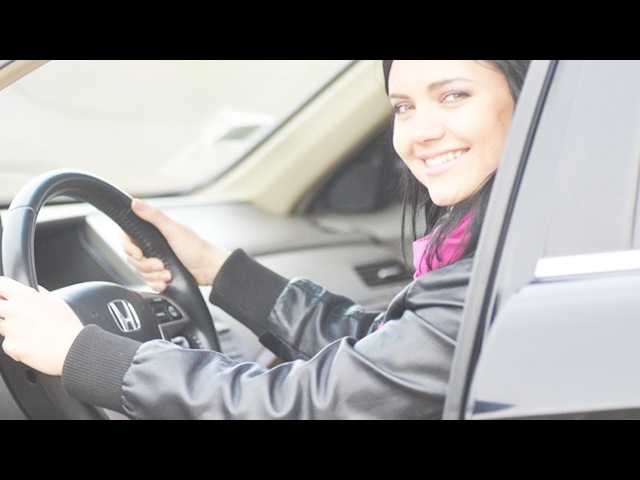 Как научиться водить автомобиль женщине с нуля на механической коробке » новости онлайн