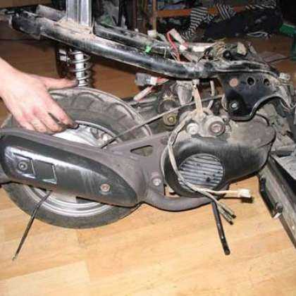 Механический обогатетиль вместо штатного на скутере